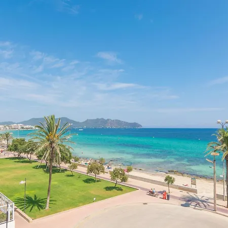 Otherworldly In Cala Millor Holiday home