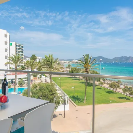 Otherworldly In Cala Millor Holiday home